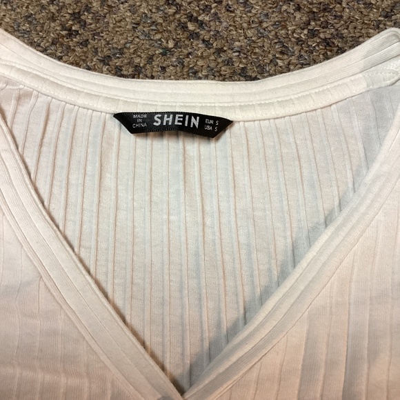SHEIN White Ribbed Cropped V-neck Long Sleeve Button Front Top * Size Small - Picture 2 of 7